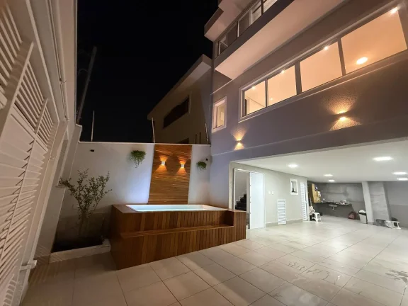 Imagem Sobrado Parque São Domingos - 200M², 3 Dorms, 3 Suítes, 5 Vagas.