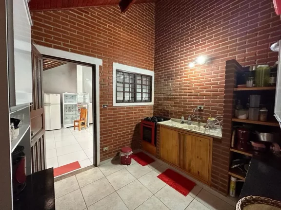 Imagem Sobrado com 3 dormitórios à venda, 215 m² por R$ 490.000,00 - Clube dos Oficiais - Suzano/SP