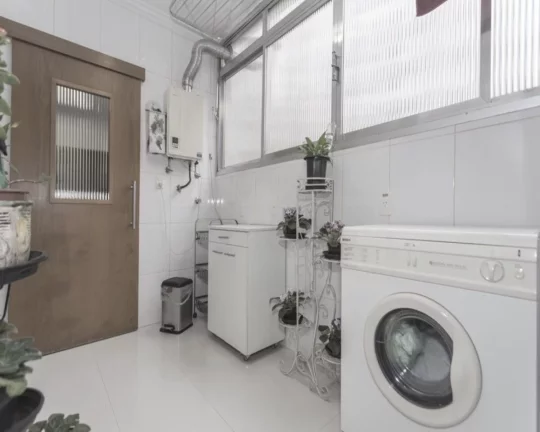 Imagem Apartamento com living para 2 ambientes, 3 dormitórios, sendo 1 suíte, banheiro social, copa-cozin...