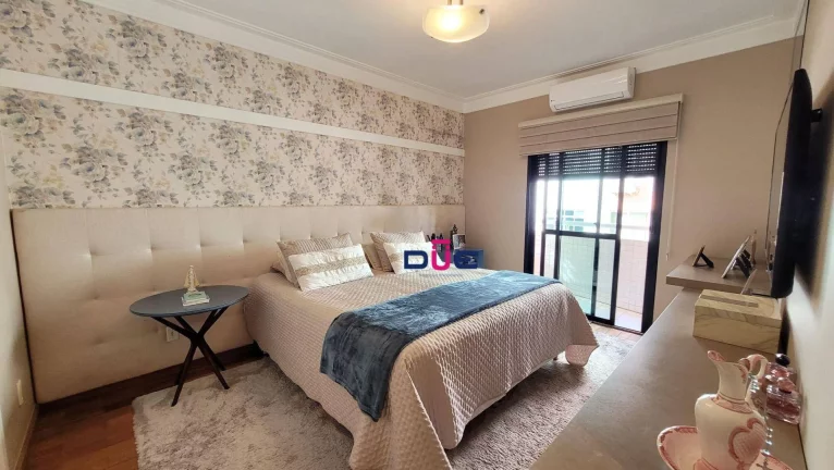 Imagem Apartamento com 3 dormitórios à venda, 180 m² por R$ 1.850.000 - Gonzaga - Santos/SP