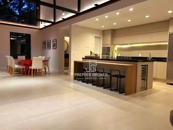 Imagem Casa à venda, 497 m² por R$ 4.490.000,00 - Comary - Teresópolis/RJ