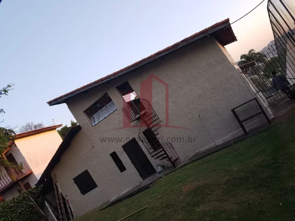 Imagem Imperdível Chácara à Venda em Caieiras-SP, Região Central com 3 quartos, 1 suíte, 1 sala, 2 banheiros, 1917,60m² de área.