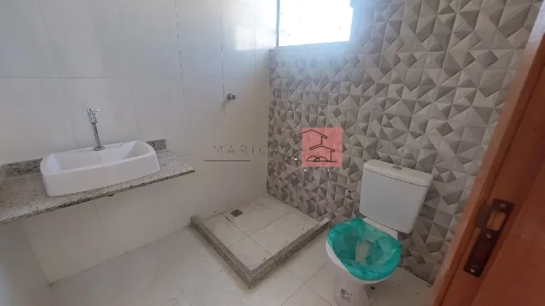 Imagem Casa para Venda em Maricá/RJ - 2 Dorm. 80 m2 Área Útil