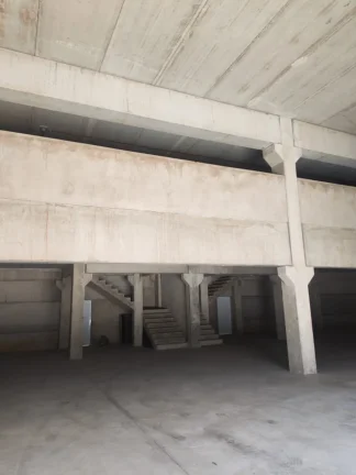 Imagem Salão Comercial de Alto Padrão para Locação em Sorocaba-SP - Jardim Ana Maria: 3 salas, 2 banheiros, 5 vagas de garagem, 1.720m².