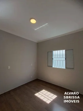 Imagem Casa com 2 dormitórios à venda, 80 m² por R$ 395.000 - Vila dos Eucaliptos - Salto/SP