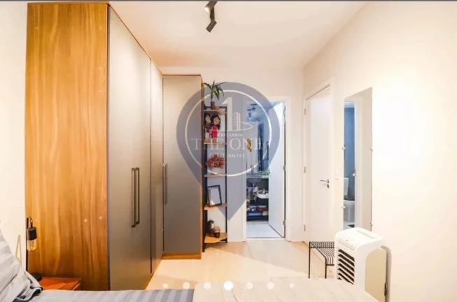 Imagem Imperdível Apartamento à Venda em São Paulo-SP, 2 quartos, 1 suíte, 2 salas, 2 banheiros, 57m² no bairro Ferreira.