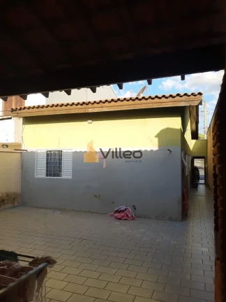 Imagem Viva o equilíbrio perfeito entre tranquilidade e praticidade nesta residência térrea exclusiva no...