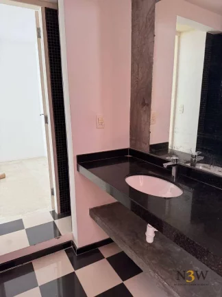 Imagem Casa à venda no Alto de Pinheiros São Paulo SP com 2 suítes, 2 vagas de garagem e 200m².