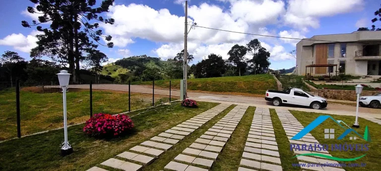 Imagem Encanto e Espaço: Casa com 4 Suítes no Vila Tertúlia