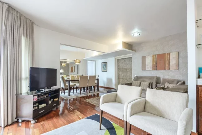 Imagem Apartamento em Pinheiros perto do metrô com 3 quartos (1 suíte ) e 3 vagas, 120m²