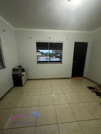 Imagem Casa Duplex com Terraço, Quintal Amplo e 160m² de Área Construída