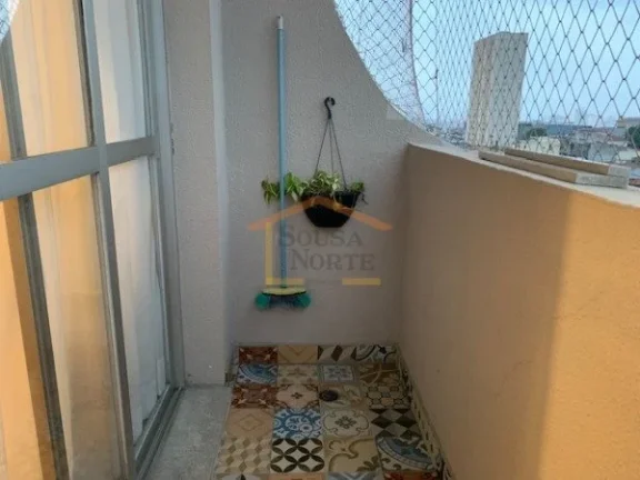 Imagem Apartamento com 70m², dispõe de 2 dormitórios, 2 banheiros, sendo um deles de serviço, sala para...