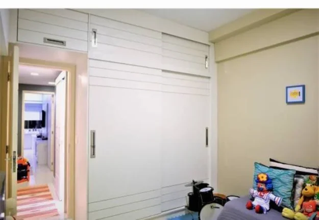 Imagem R$ 1.750.000
R$ 1.720 condomínio 
IPTU R$ 3800/anual
145 m²
3 quartos, 1 vaga, 4 banheiros e 4º a...