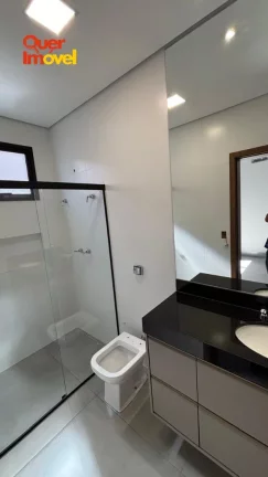 Imagem Casa em Condomínio de Luxo em Ribeirão Preto-SP: 3 Quartos, 3 Suítes, 4 Banheiros, 4 Vagas de Garagem, 192m². Venha Conferir!