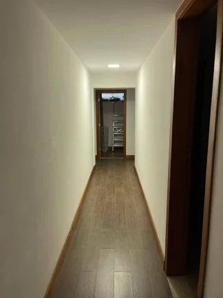 Imagem Vendo esta luxuosa casa no bairro Conego . Nova Friburgo.