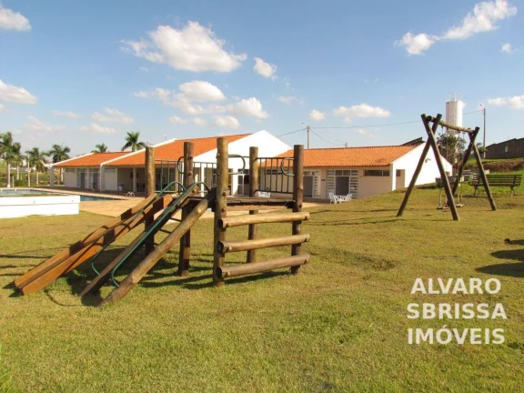 Imagem Terreno com 574 m2 excelente topografia à venda no Condomínio Palmeiras Imperiais em Salto SP já com projeto e fundação pronta! Oportunidade!!!