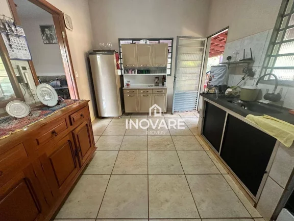 Imagem Rancho com 3 dormitórios à venda, 320000 m² por R$ 550.000,00 - Zona Rural - Itumbiara/GO