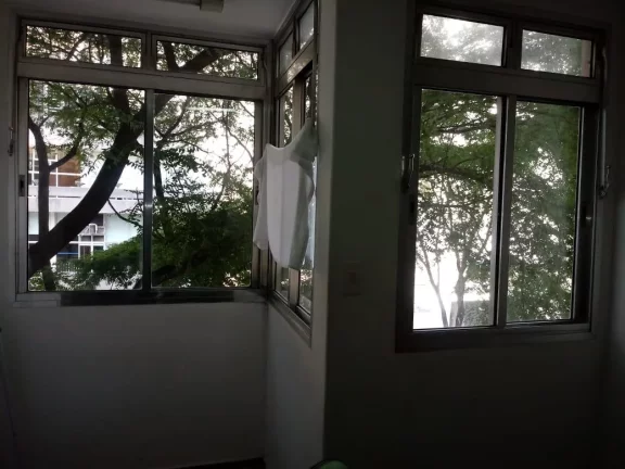Imagem Apartamento na Av. Ipiranga com 1 dormitório e vaga em frente do Edifício Itália