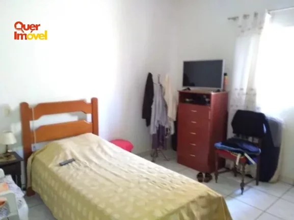 Imagem Imperdível Casa à Venda em Ribeirão Preto-SP, Bairro Nova Ribeirânia - 2 Quartos, 2 Banheiros, 4 Vagas de Garagem - Com Edícula - Quer Imóvel Negócios Imobiliários!