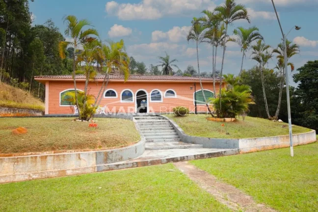 Chácara com 4 Quartos à Venda,  em Jardim Mirante - águas De Lindóia
