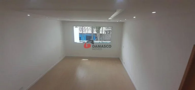 Imagem Sobrado à venda 3 Quartos, 2 Vagas, 250M², Vila Monumento, São Paulo - SP