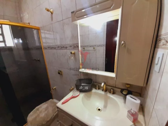 Imagem Casa ideal para quem gosta de aproveitar áreas externas . Beira Rio, Guaratinguetá