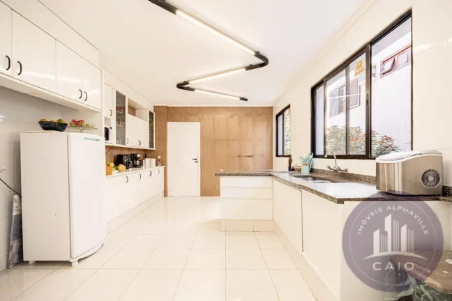 Imagem Casa com 317m² - 5 dormitórios a venda por R$ 2.550.000 - Alphaville/SP