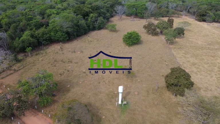 Imagem Chácara Exclusiva Riquíssima d´água em Hidrolândia/GO