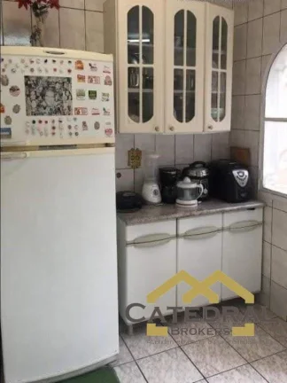 Imagem Sobrado com 4 dormitórios e 4 suítes no centro de Jundiaí - SP