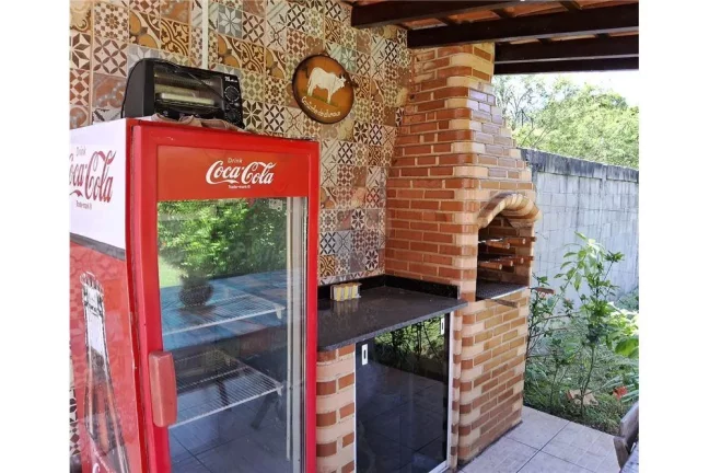 Imagem Casa de dois dormitórios em condomínio fechado em Itaipuaçu