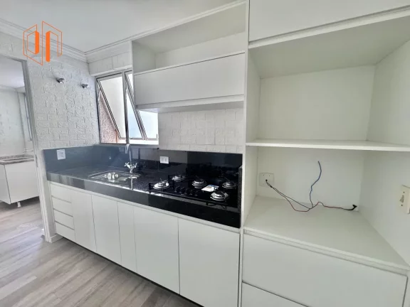 Imagem Apartamento para Venda em Curitiba, Água Verde, 3 dormitórios, 1 suíte, 3 banheiros, 1 vaga