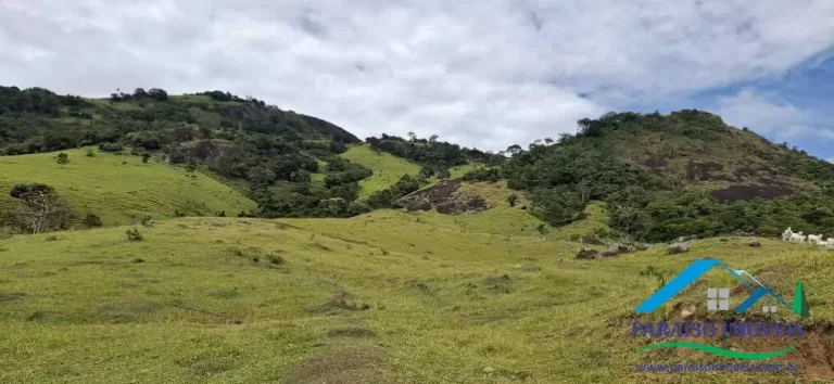 Imagem Seu Refúgio nas Nuvens: Terreno Exclusivo na Serra da Mantiqueira!