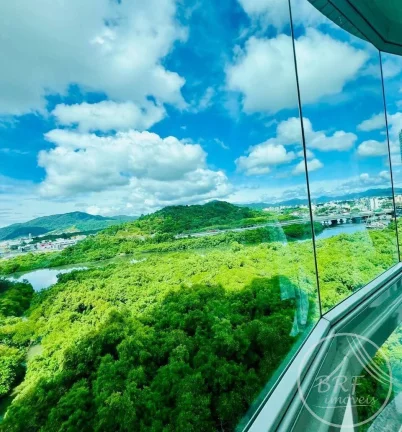 Imagem Raridade em Balneário Camboriú – Um por Andar, 50m da Praia, 3 Suítes!