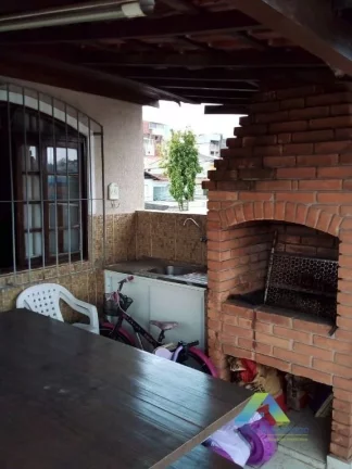 Imagem Lindo Sobrado 150 metros, todo reformado com ótima localização na cidade de São Bernardo do Campo, ótimo valor.