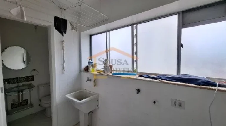 Imagem Apartamento com 64m², 2 dormitórios, sendo 1 com armários, banheiro reformado, sala para 2 ambien...