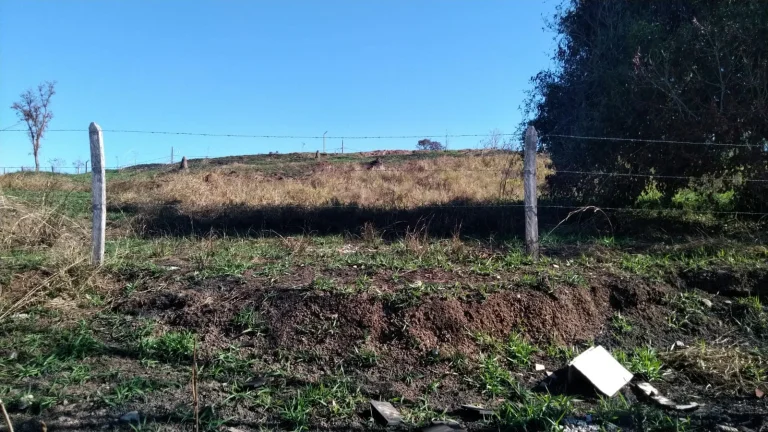Imagem TERRENO NA COLÔNIA DO PIAGUÍ