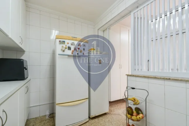 Imagem Imperdível oportunidade: Casa à venda em São Paulo-SP, no bairro Ipiranga, com 3 quartos, 1 suíte, 2 salas, 3 banheiros, 3 vagas de garagem e área de 210m²!