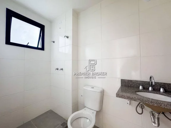 Imagem Apartamento com 3 dormitórios à venda, 76 m² por R$ 560.000,00 - Ermitage - Teresópolis/RJ