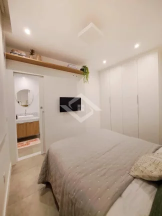 Imagem Apartamento de 1 Quarto para Venda em Copacabana com 35 m²