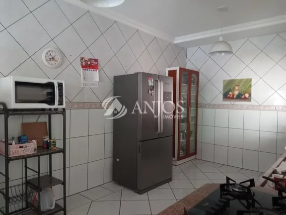 Imagem CASA Á VENDA, ACEITA FINANCIAMENTO, NO JARDIM MARINGA EM SINOP - MT.
