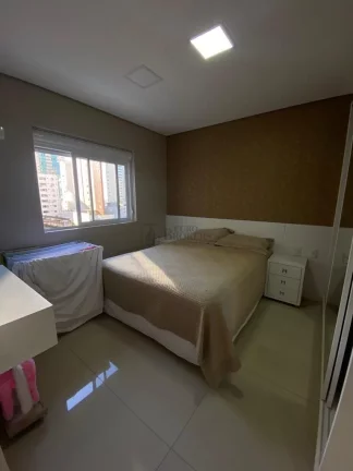 Imagem Apartamento com 3 suítes à venda no Centro de Balneário Camboriú/SC