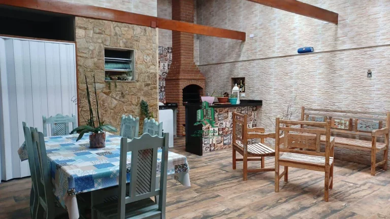 Imagem Casa com 3 dormitórios à venda, 302 m² por R$ 763.000,00 - Jardim Palmira - Guarulhos/SP