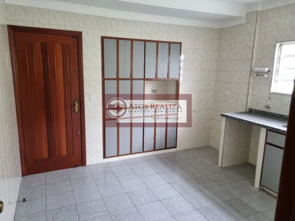 Imagem Casa térrea com edícula em Santo Amaro - São Paulo: 172m², 5 dormitórios, 1 suíte, 3 banheiros por R$980.000. Compre agora!