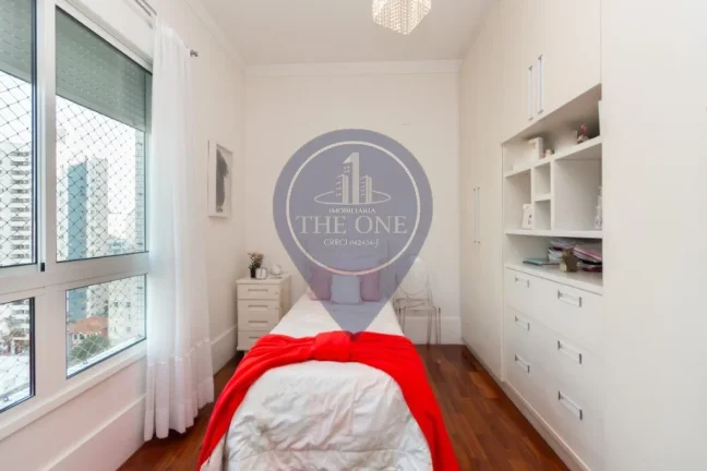 Imagem Imperdível apartamento à venda na Aclimação - São Paulo-SP! 3 quartos, 3 suítes, 2 salas, 5 banheiros, 3 vagas de garagem, 159m².
