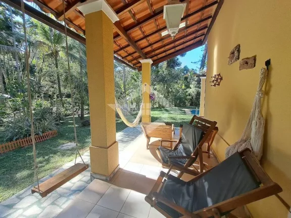Imagem Casa Triplex Colonial - 4 suítes- 300m² - Vargem Grande
