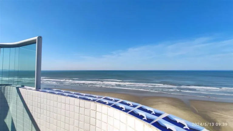 Imagem Cobertura frente mar em Praia Grande
