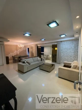 Imagem Apartamento 4 ou + dormitórios para Venda em Itapema / SC no bairro Meia Praia