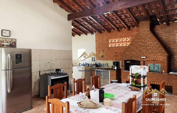 Imagem Chácara com 3 dormitórios à venda, 3000 m² por R$ 500.000,00 - Distrito do Porto - Capela do Alto/SP