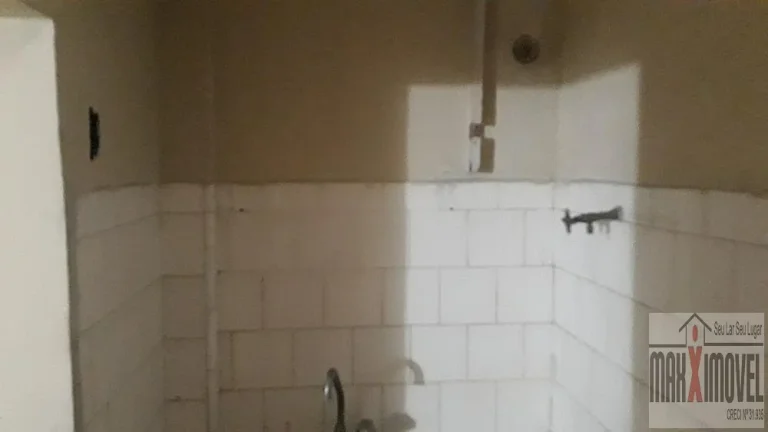 Imagem Sala comercial (loja) no Rio Comprido à venda RJ