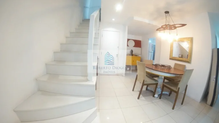 Imagem Residência de luxo à venda na Barra da Tijuca, Rio de Janeiro: 3 quartos, 1suíte ,2 salas, 4 banheiros, 200m² de área.